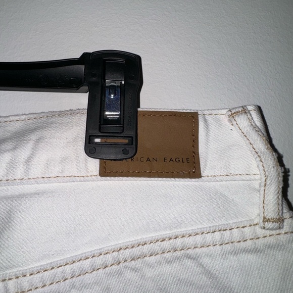 White American Eagle shorts. - Picture 3 of 3